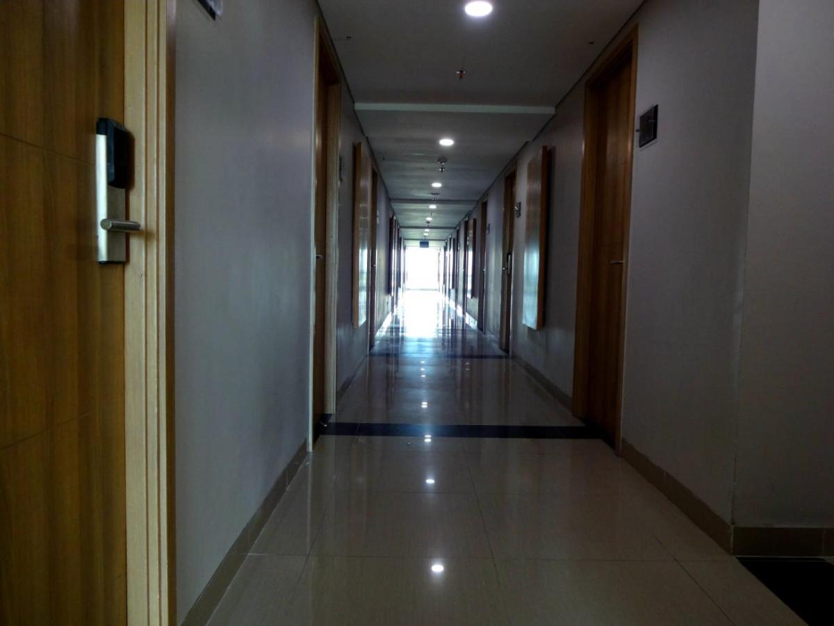 Padina Suites Tangerang Extérieur photo